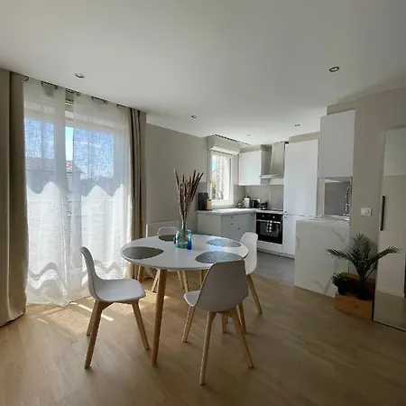 Aux Portes De Paris - Stade De France - 12 Min A Pied Apartamento *